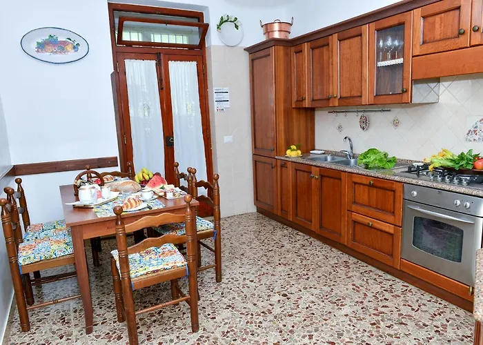 La Casa Dei Nonni * Massa Lubrense